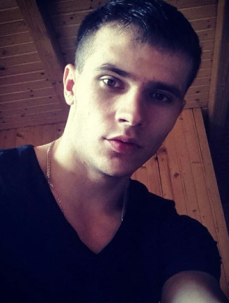  43774634  , 37 ,    