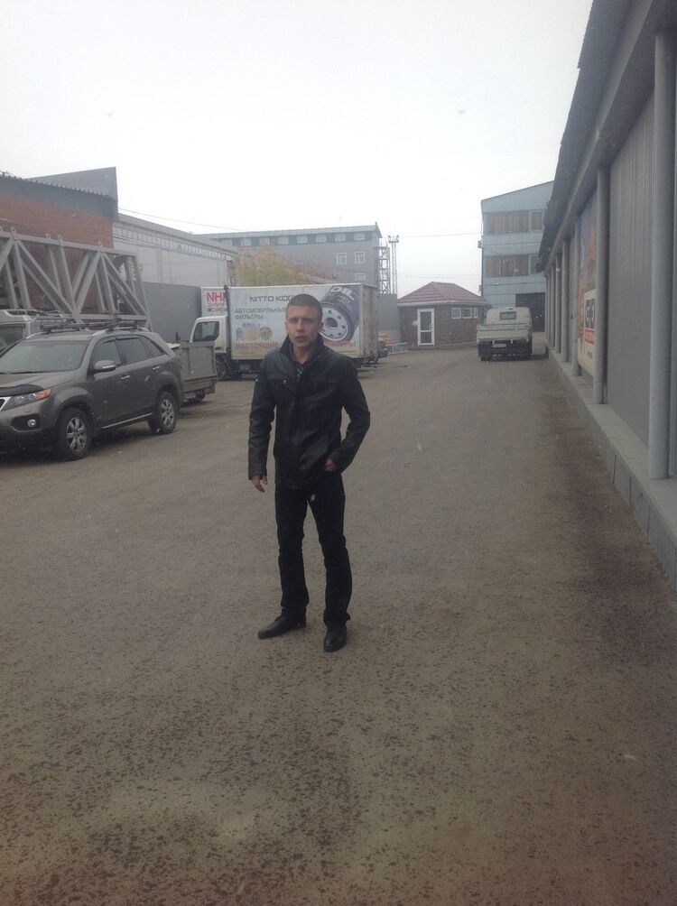  5216544  Alex, 34 ,    