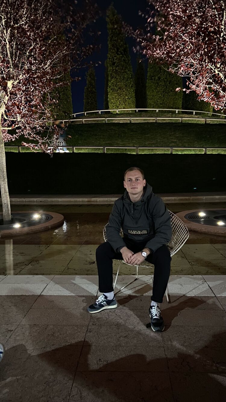  ,   , 24 ,   ,   