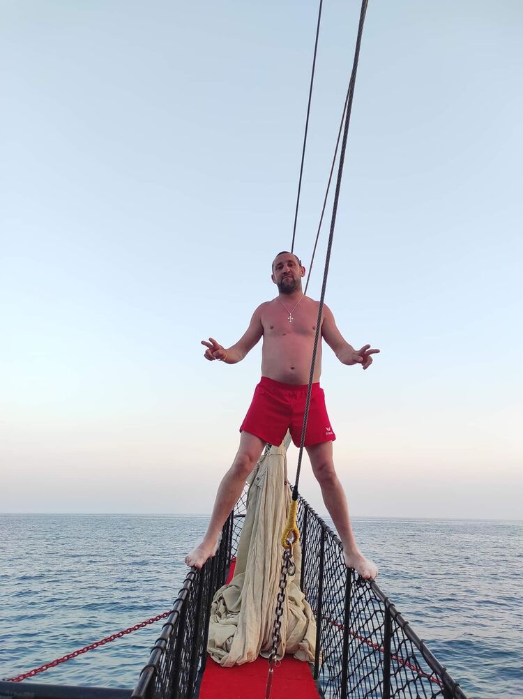  27047454  Dima, 35 ,    