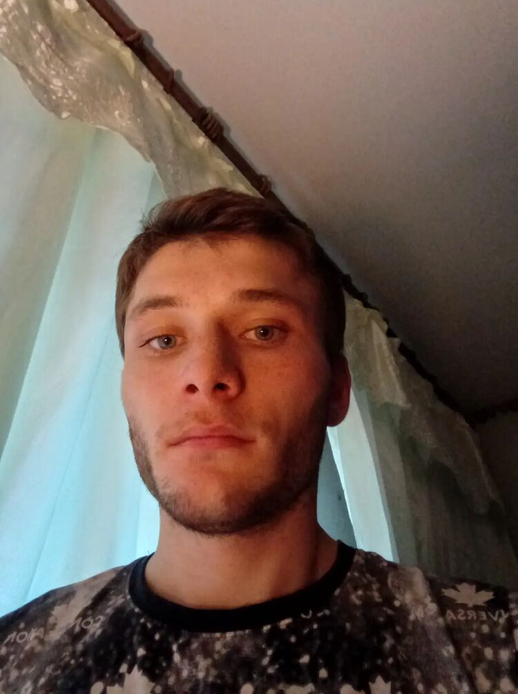  ,   Igor, 26 ,   ,   