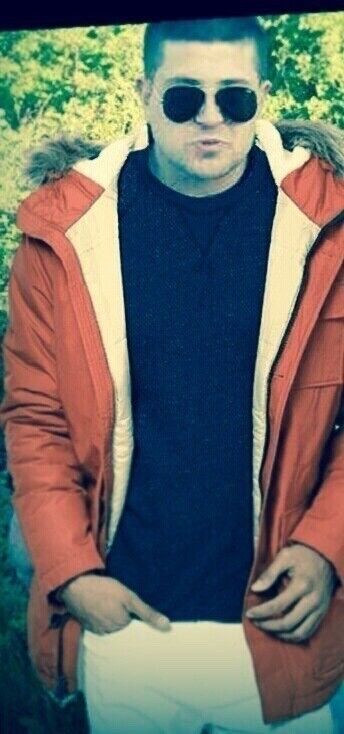  18444114  Gio gio, 33 ,    