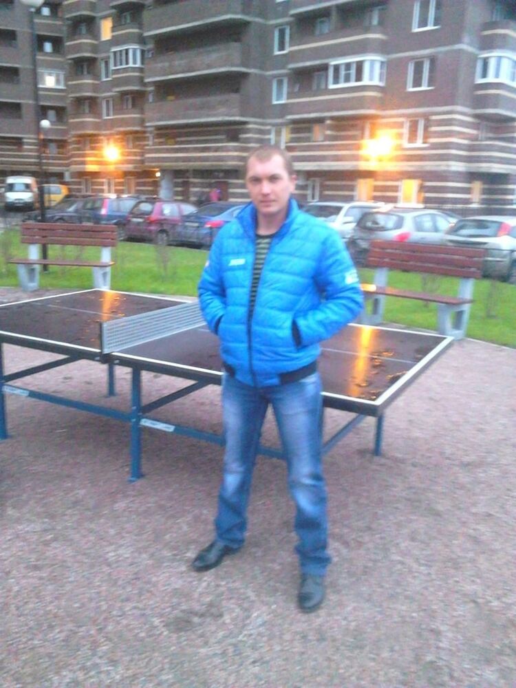  10312824  Slava, 39 ,    
