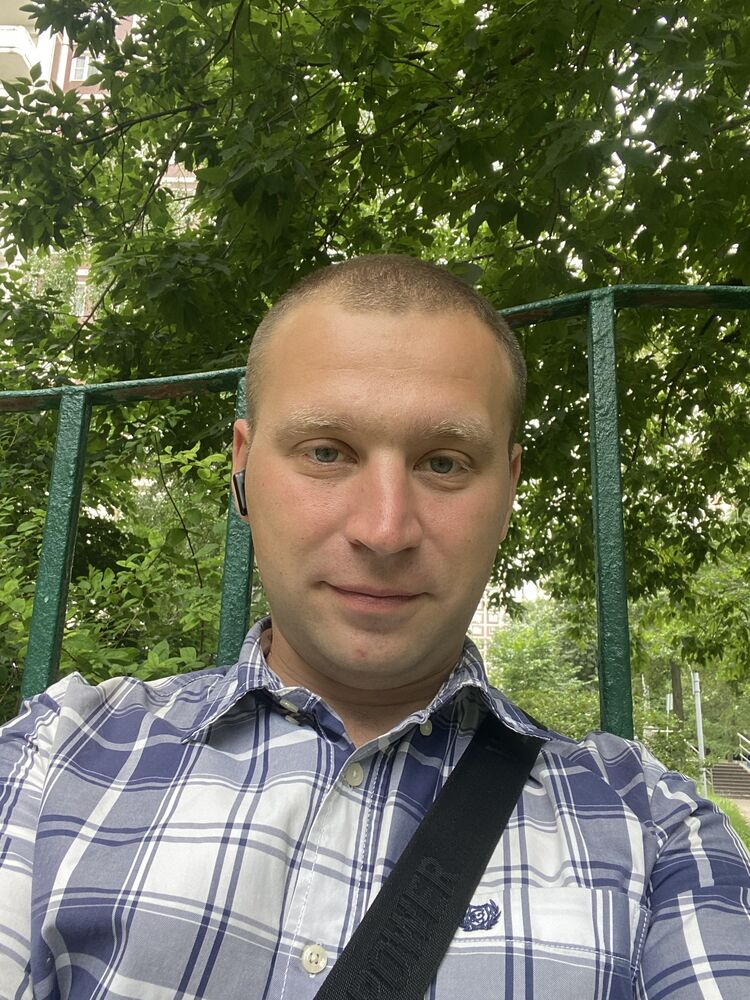  52763284  , 37 ,    