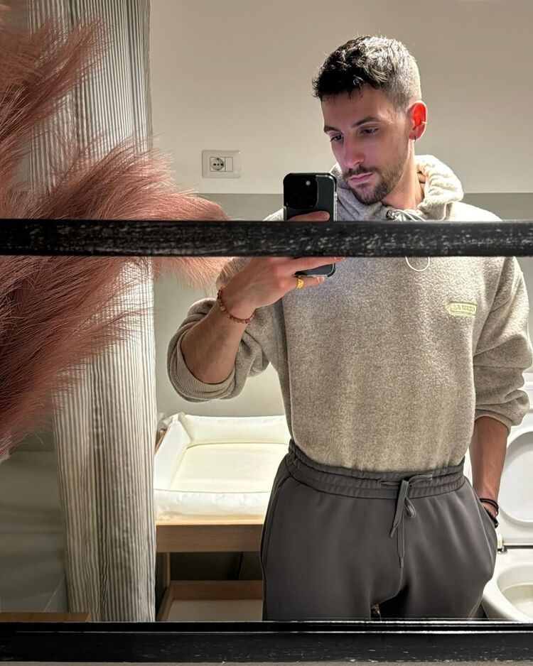 ���� 49248784 ������� �����, 34 ����, ���� ���������� � ������