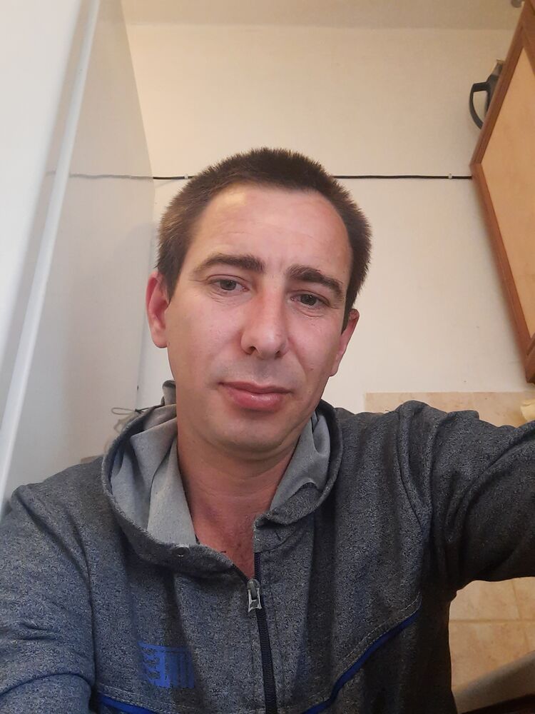  27241944  Roma, 34 ,    Mlada Boleslav
