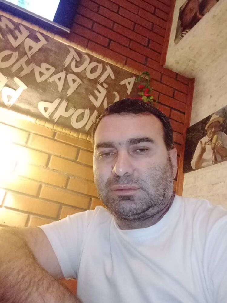  39460624  Tigran, 48 ,    