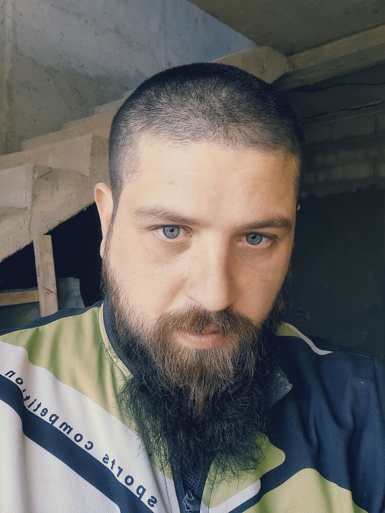 ���� 22946904 ������� Gio, 33 ����, ���� ���������� � �������