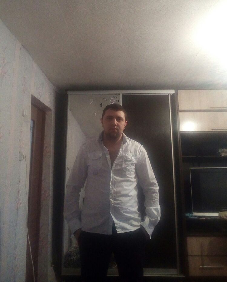  8990494  , 32 ,    