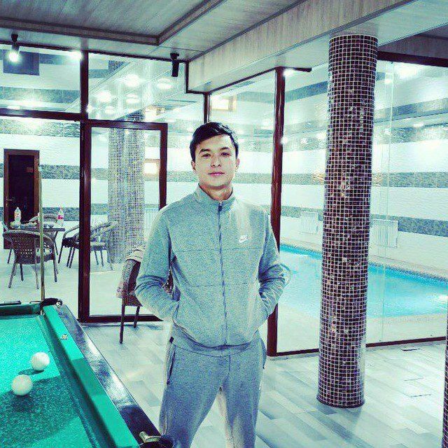  36760764  Azek, 27 ,    