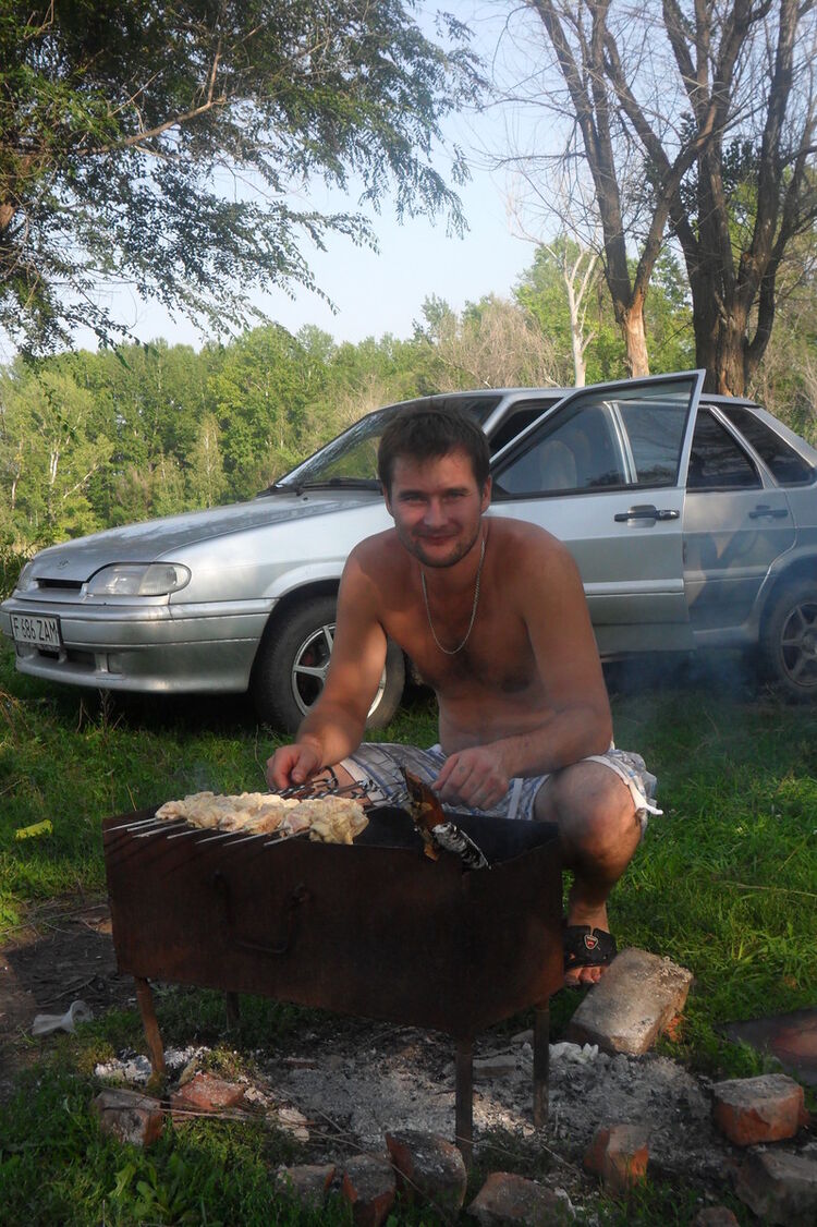  ,   Alex, 40 ,   