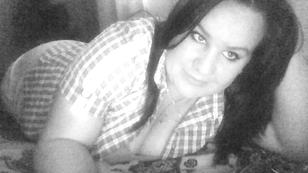 Хасу бевука пазнакомиса. Шымкент девушки номера. Девушки шымкента. Группы feminita в шымкенте. Шымкент девушка номер телефона.