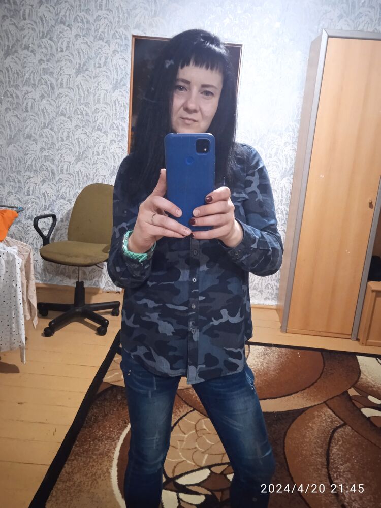  42927514  El, 37 ,    