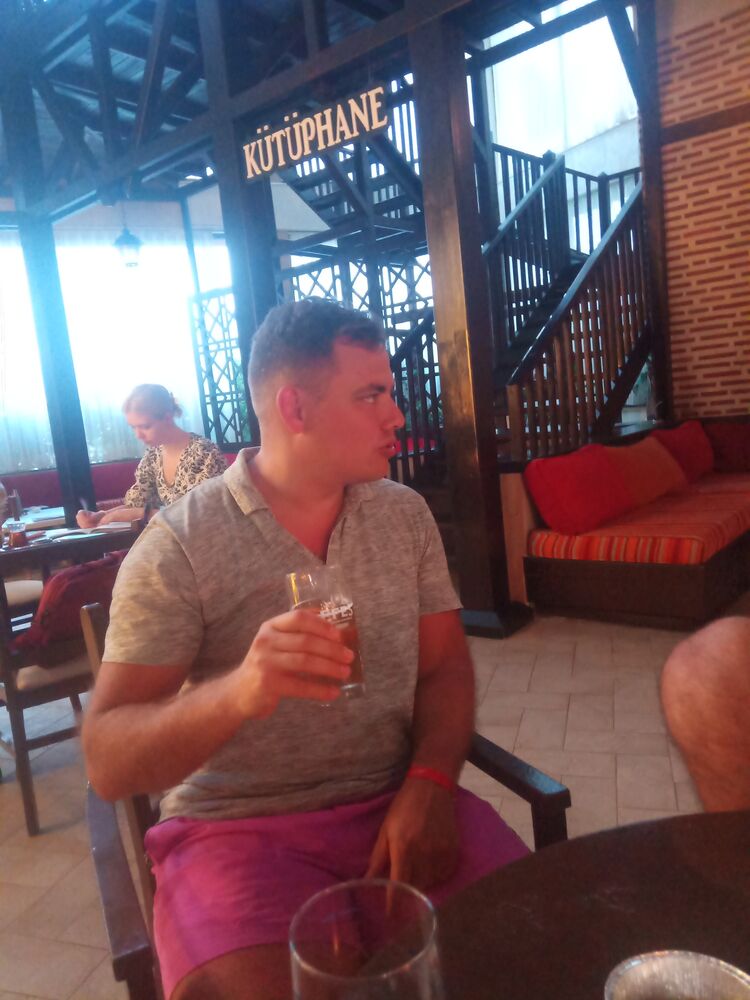  35735384  Sergey, 38 ,    