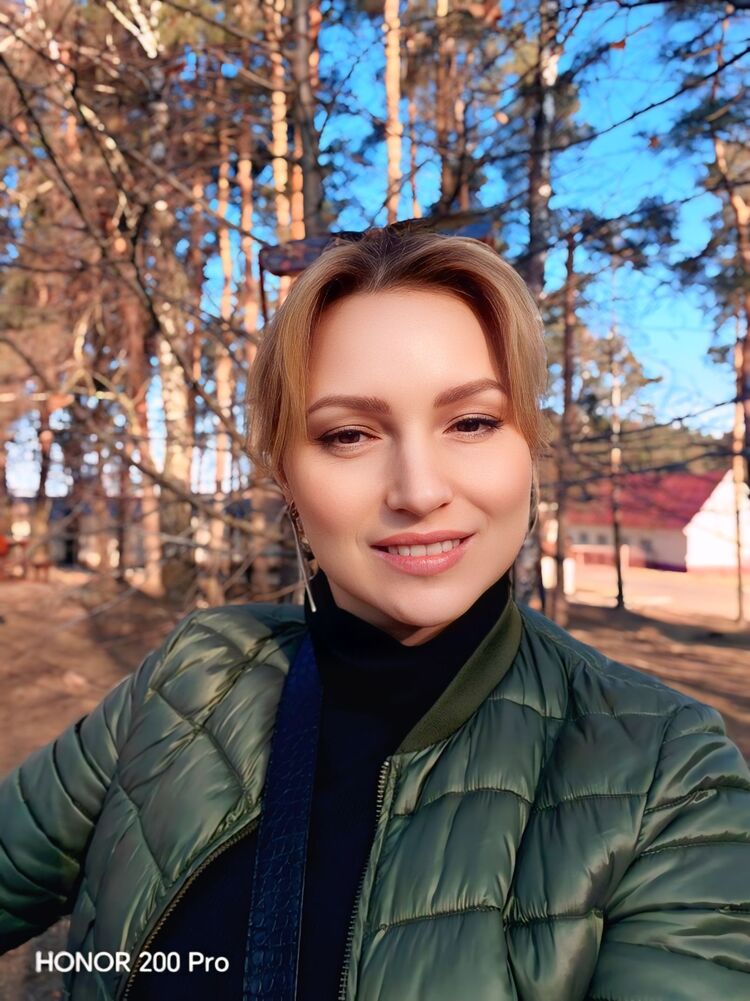  50602374  Viktoria, 39 ,    