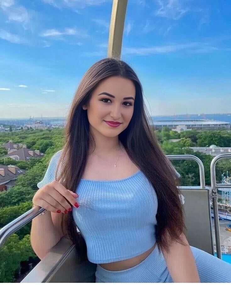  ,   Diana, 25 ,   ,   