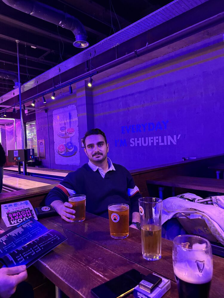  54381074  Firat, 24 ,    