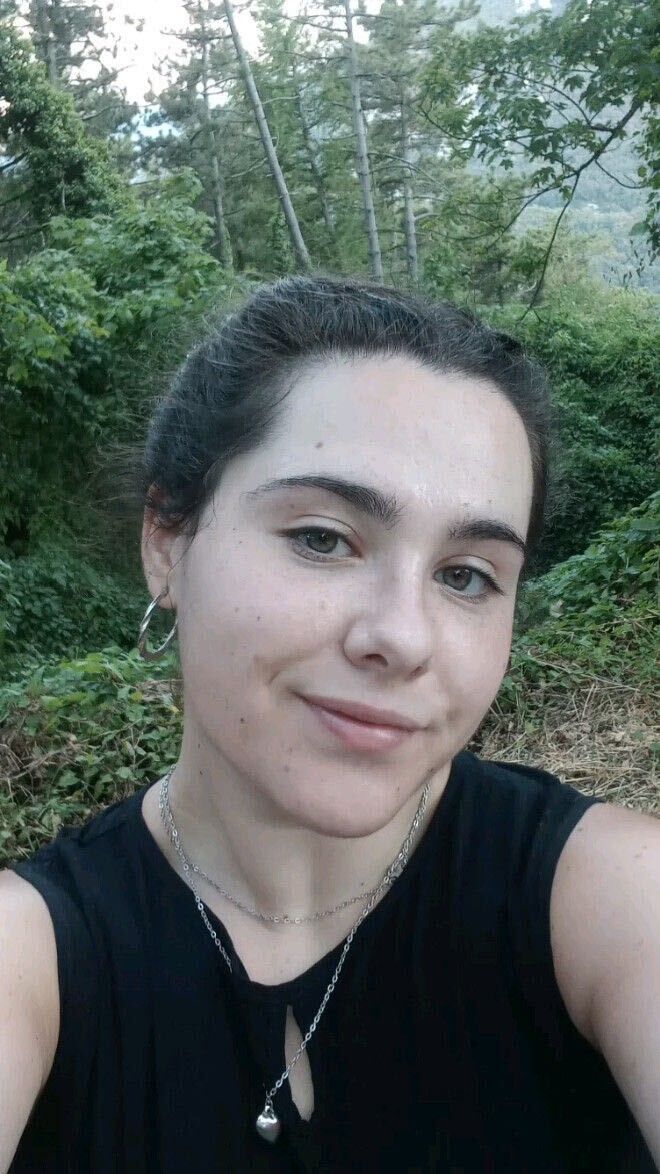  ,   Chole hart, 34 ,   ,   