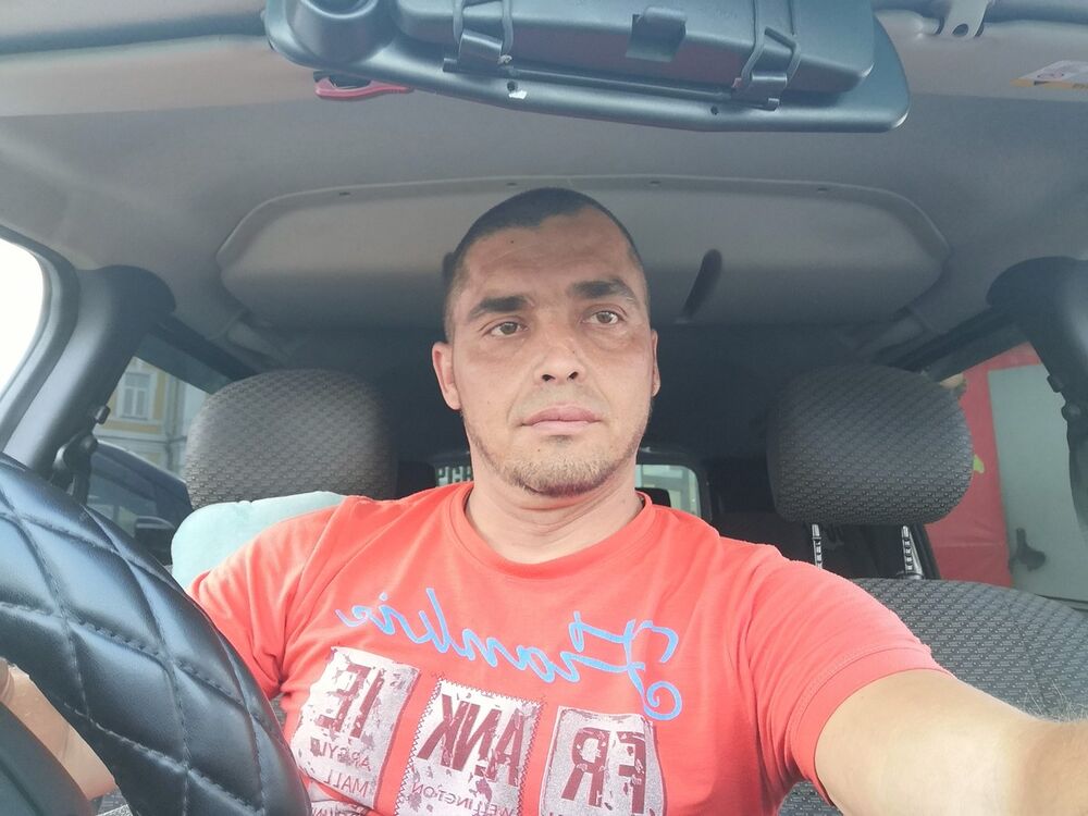 ,   Oleg, 42 ,   ,   , c 