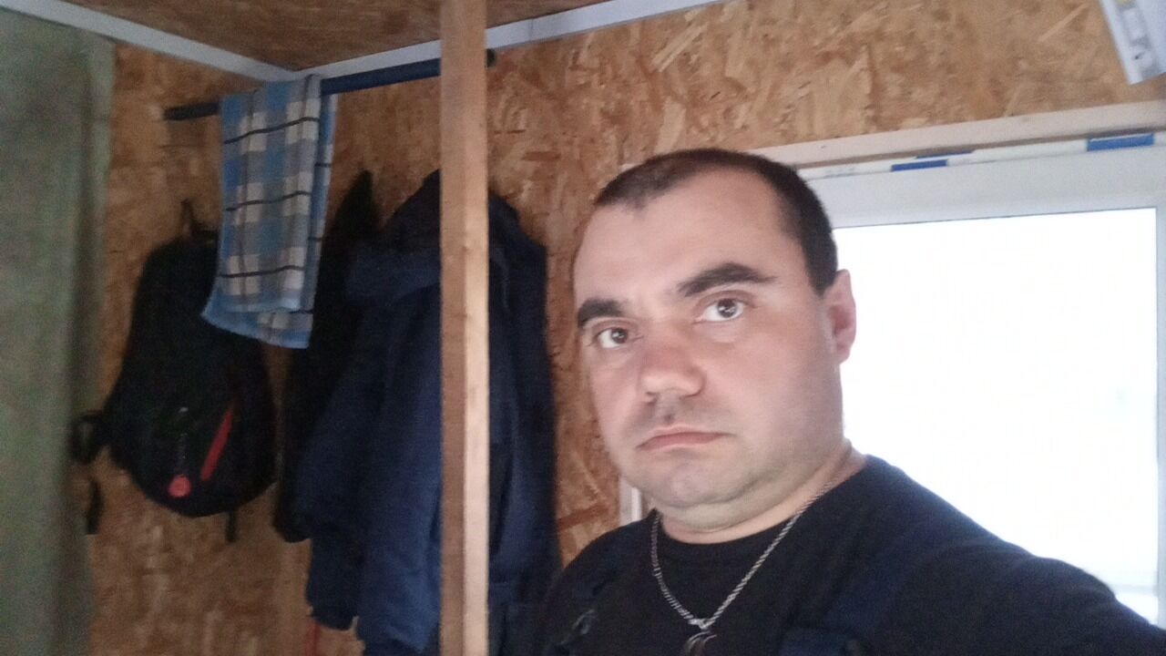  41615904  , 33 ,    