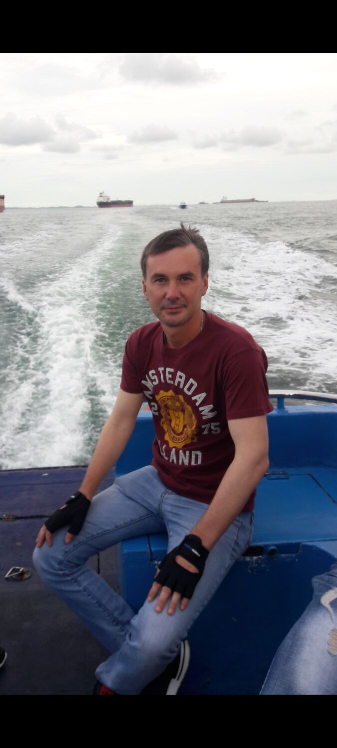  ,   Aleksandr, 42 ,   ,   