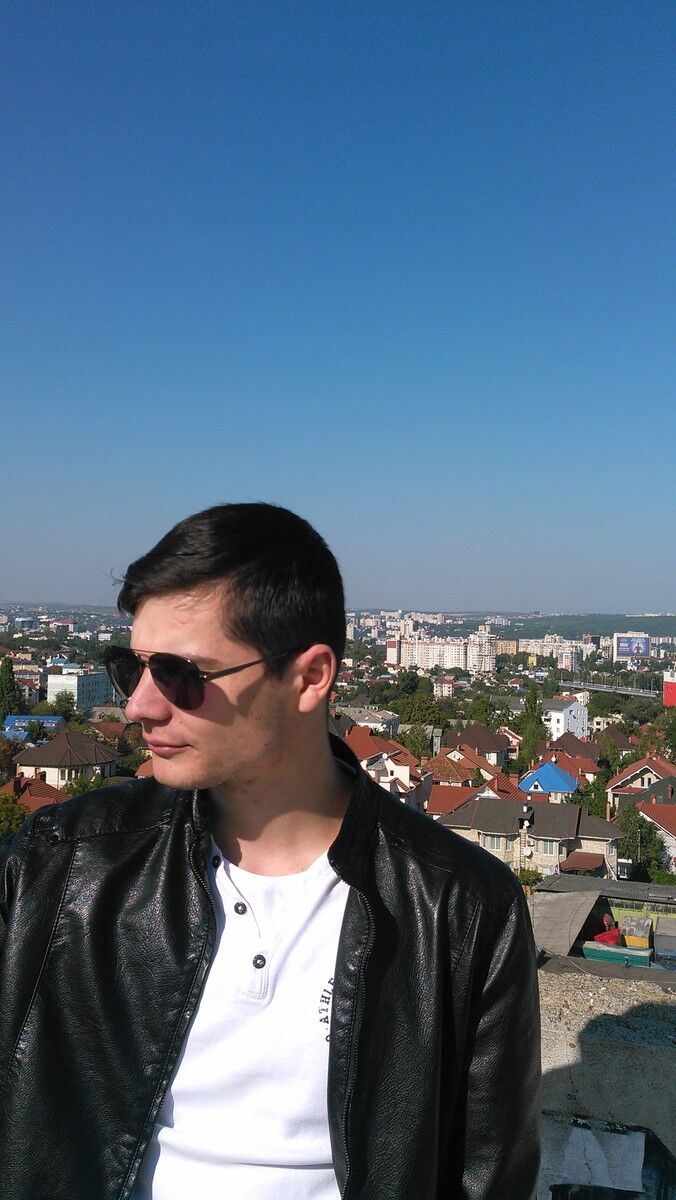  6730714  Andrei, 35 ,    