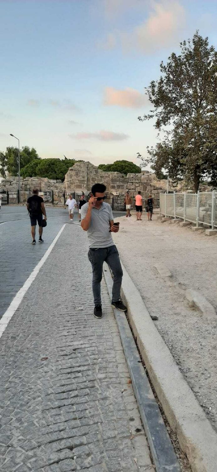  ,   Faruk, 35 ,   ,   