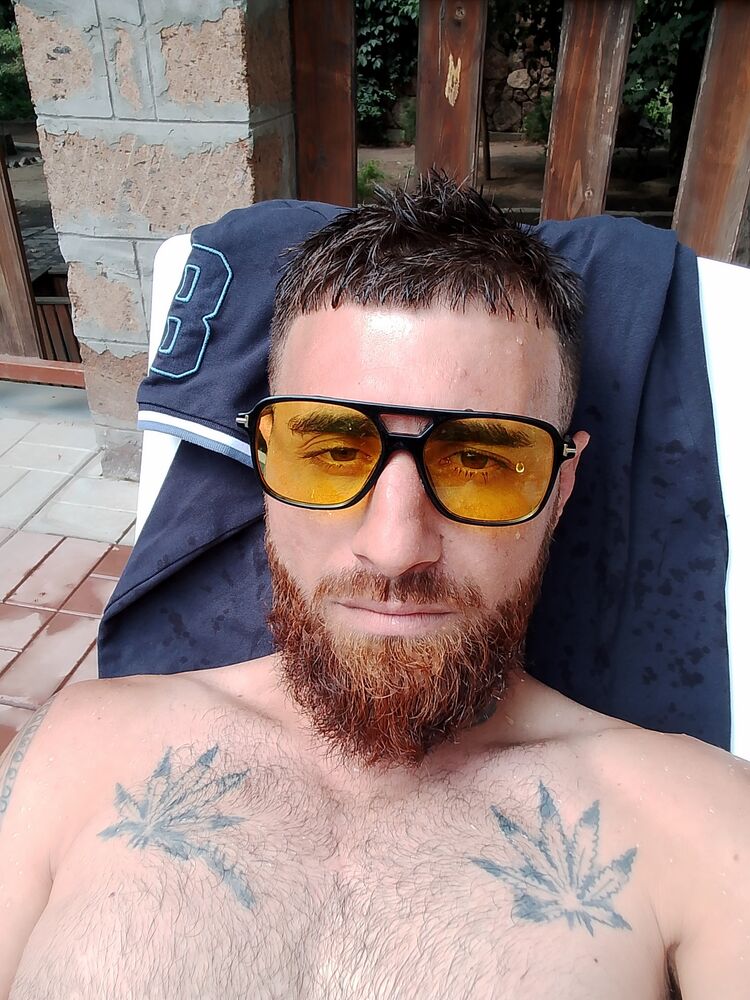  54590764  Hovo, 28 ,    