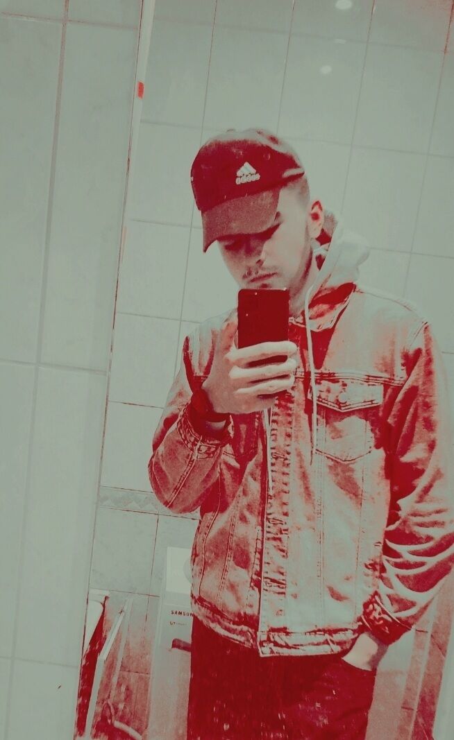  28790264  Mustafo, 25 ,    