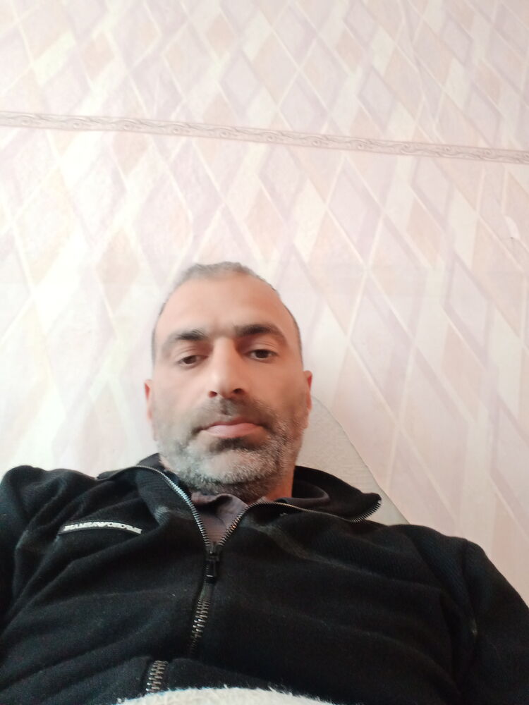  ,   Coni, 42 ,   ,   