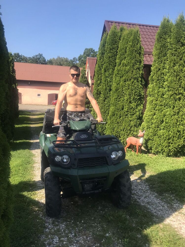  53516544  , 40 ,    