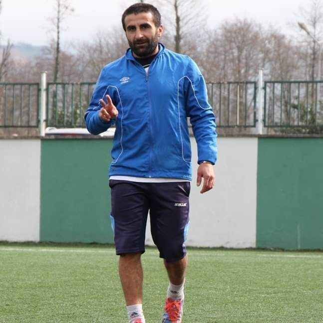  34777804  Irakli, 40 ,    