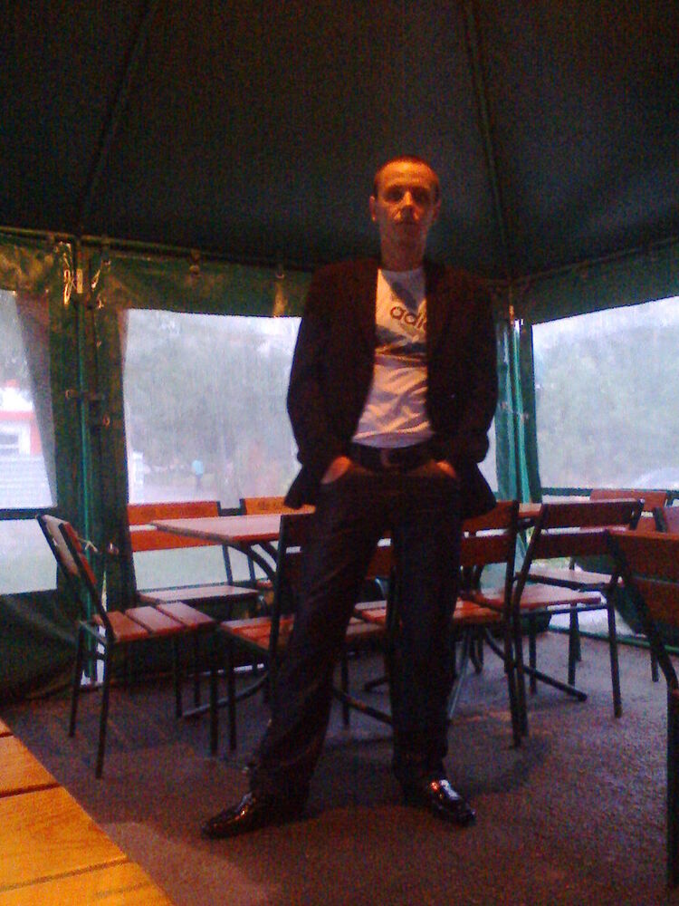  10456154  Sergey, 37 ,    