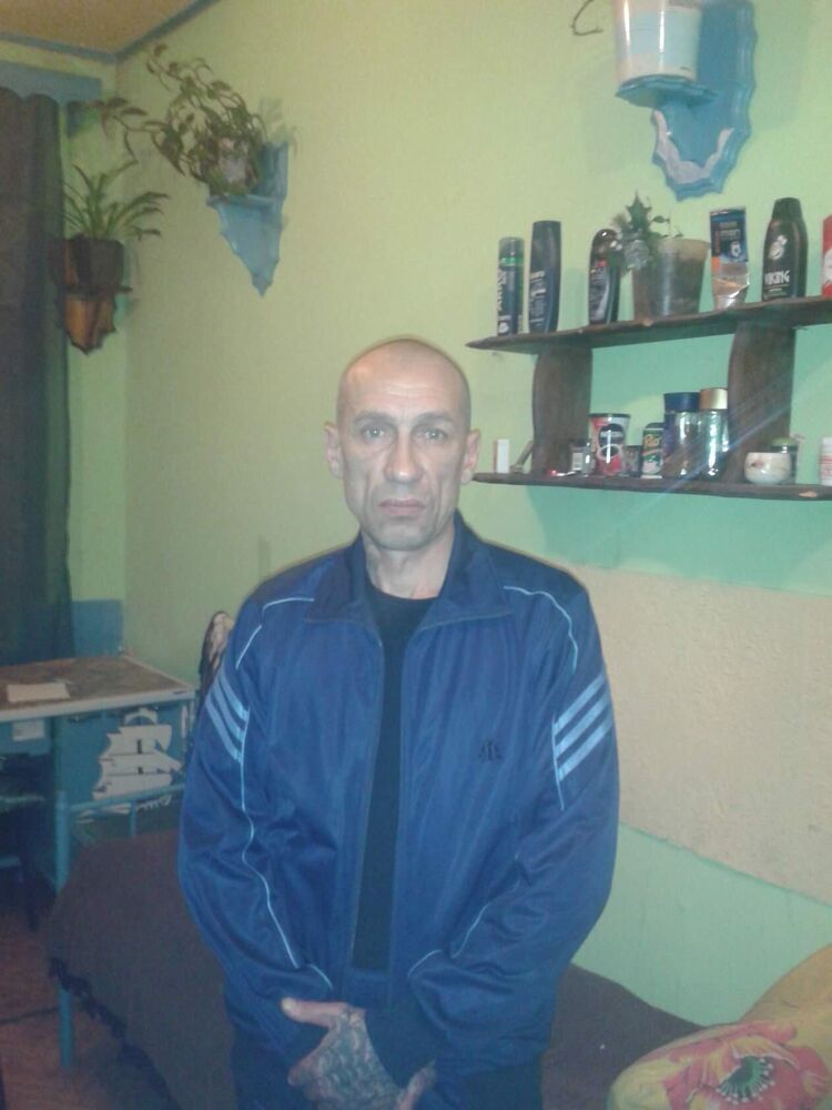  47612344  Igor, 53 ,    