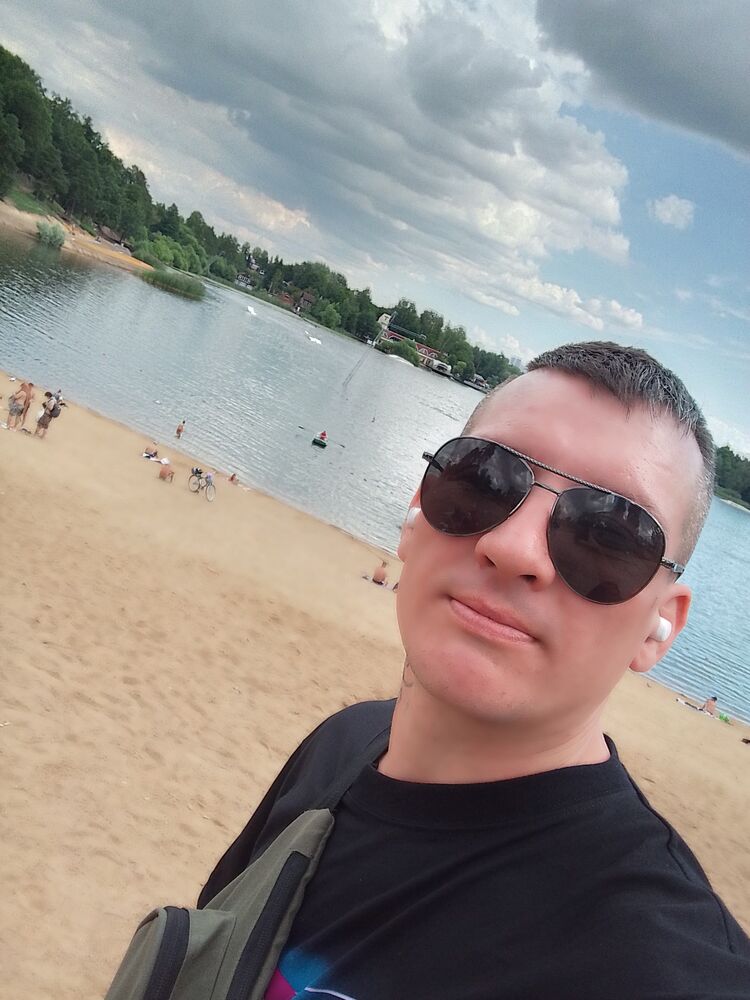  -,   Vladimir, 34 ,   ,   , c , 