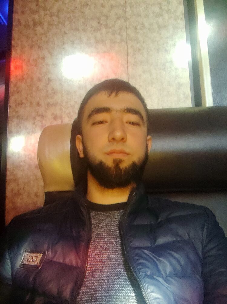  ,   Jaloliddin, 25 ,   ,   