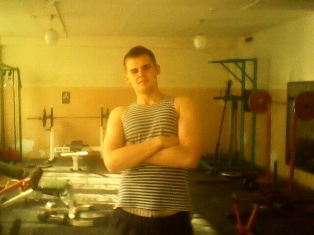  ,   Alexrain48, 35 ,   