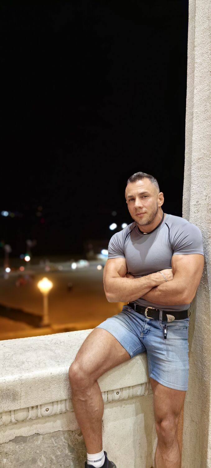  46902884  , 30 ,    