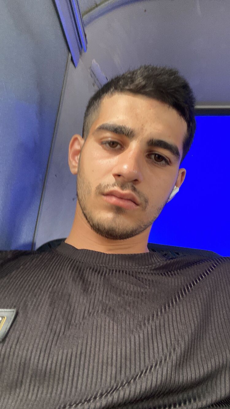  45727824  , 25 ,    