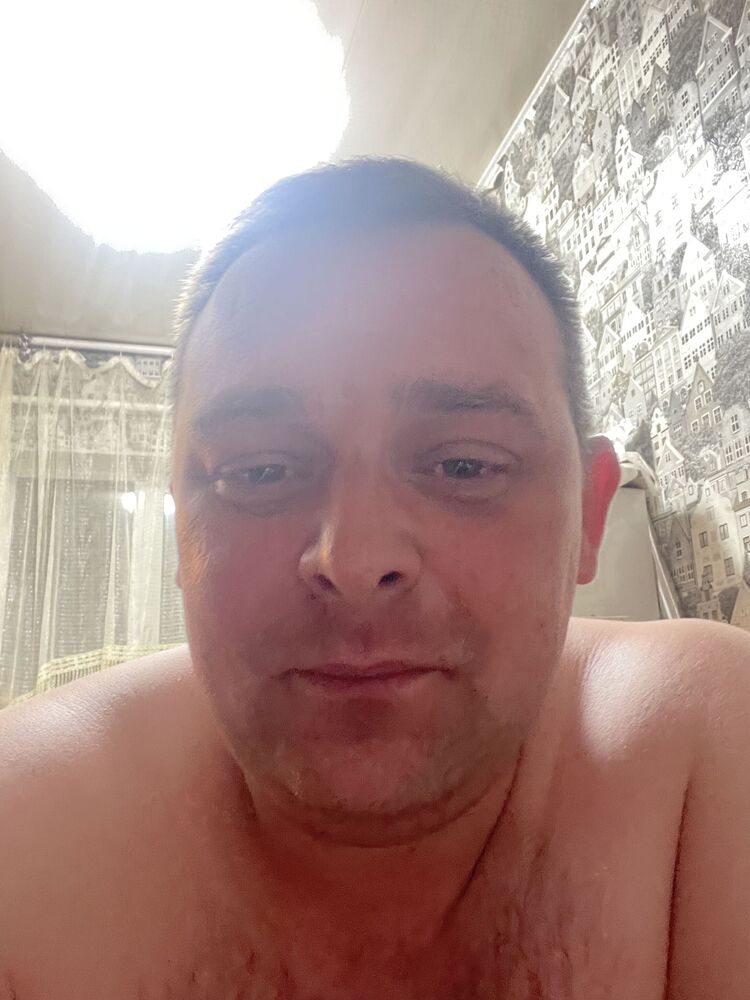  35287934  VITO, 37 ,    