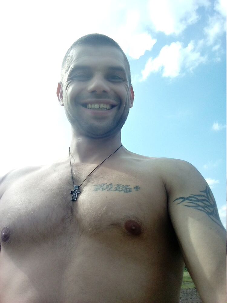  ,   Ruslan, 39 ,   ,   , c 