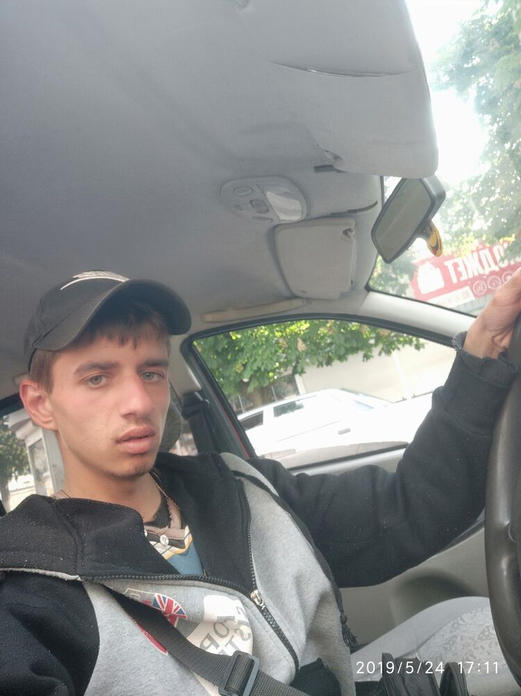  18835324  , 27 ,     