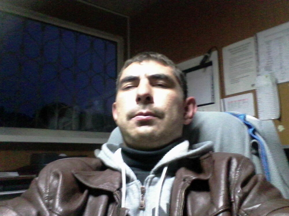  -,   Andrey, 37 ,  