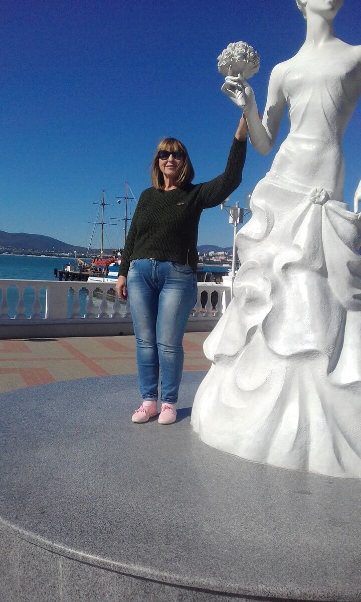  16868494  VALENTINA, 68 ,    