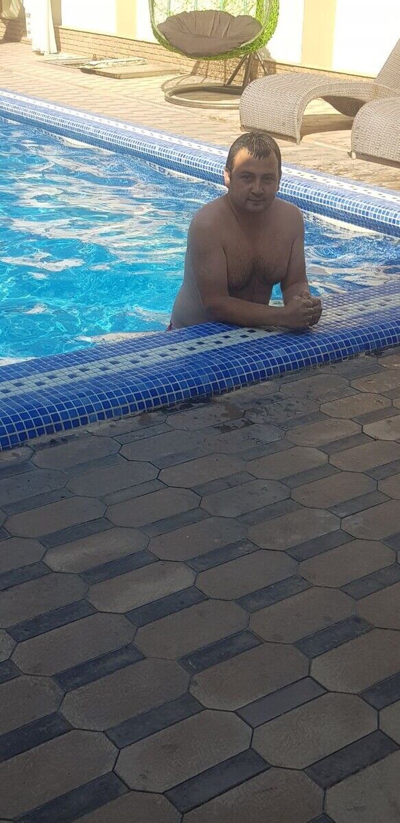  20611074  Asqar, 34 ,    