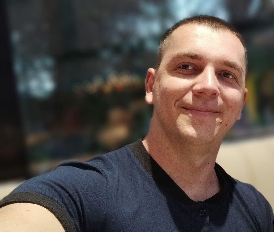  44085124  , 34 ,    