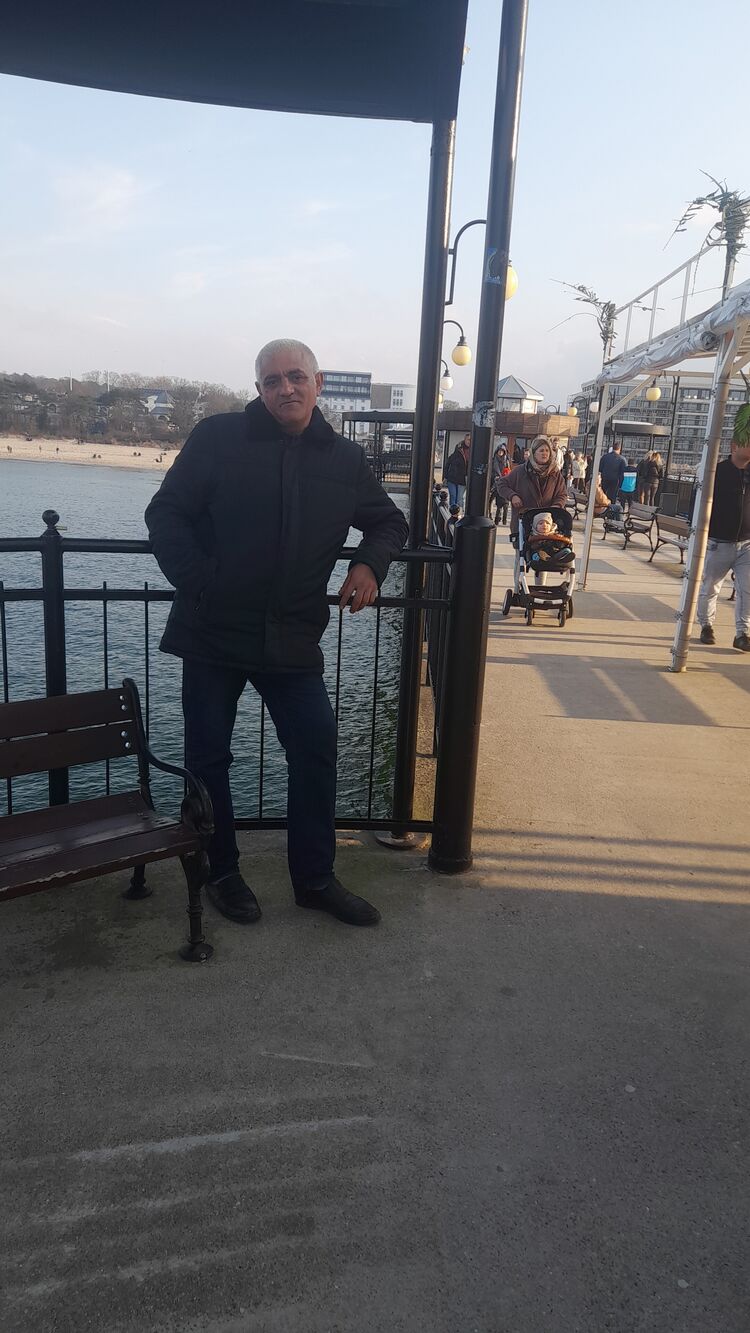  43566114  Tahir, 44 ,    Bielany Wroclawskie
