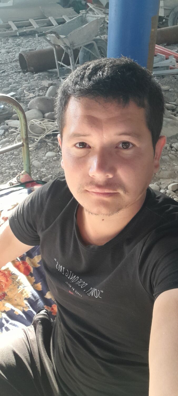  27080734  Ibrohimjon, 40 ,    