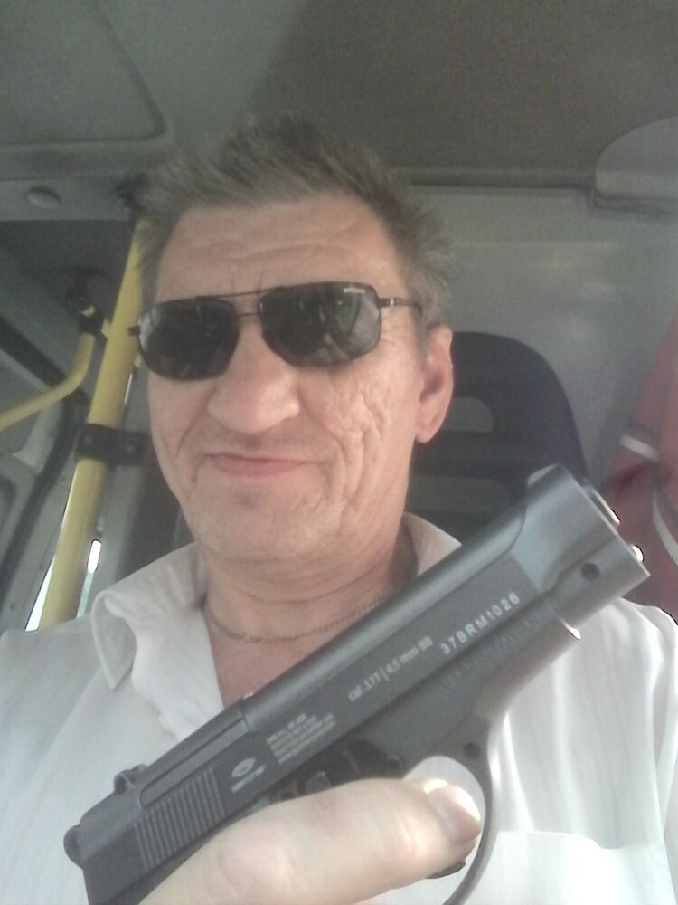  11189074  Vlad, 61 ,    -