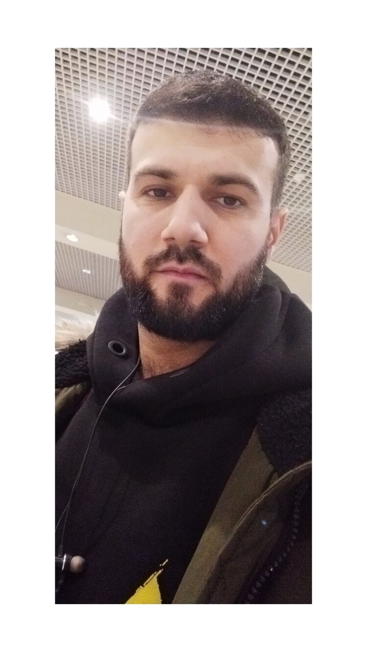  ,   Jonik, 32 ,   ,   
